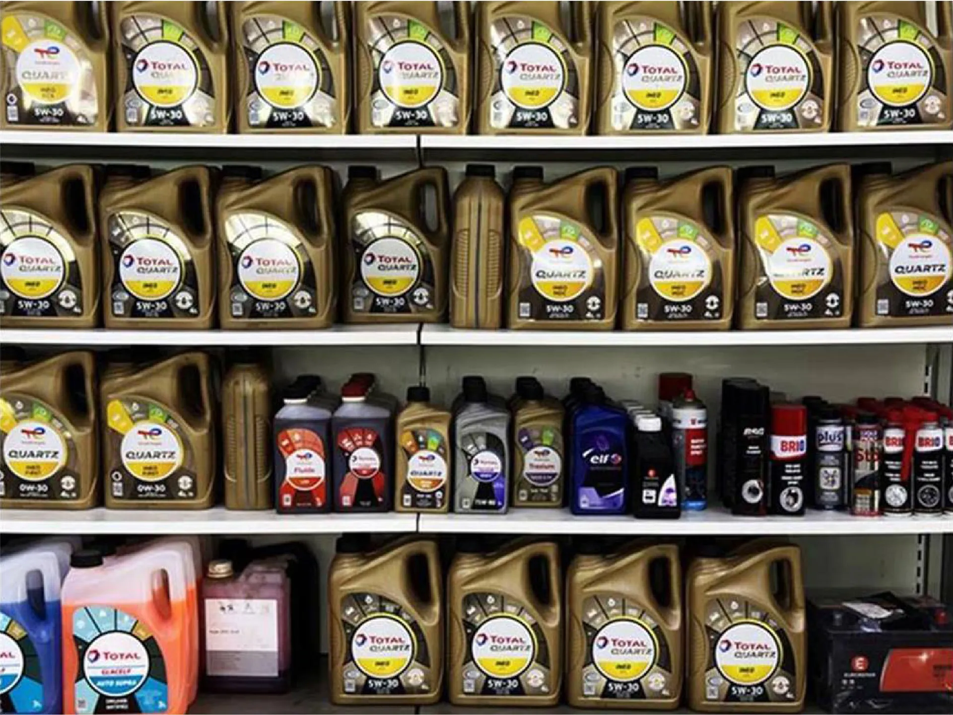 Total Quartz Engine Oils